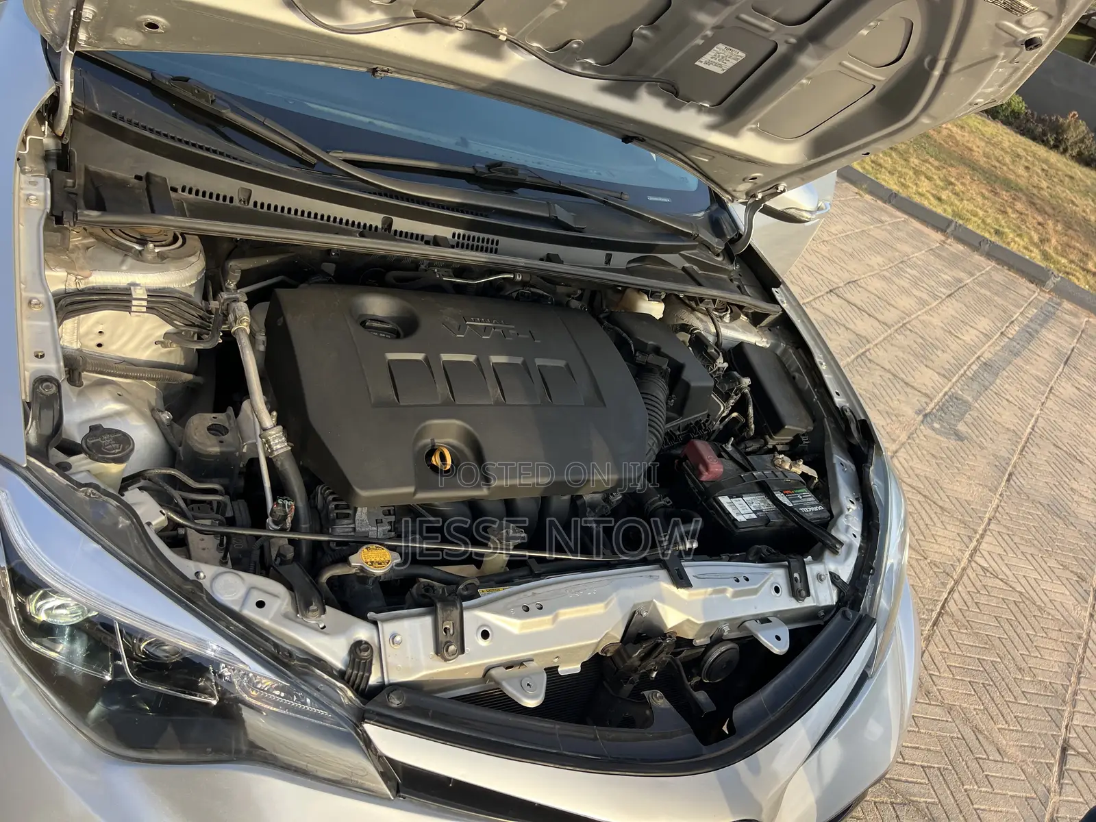 Toyota Corolla 2016 Silver