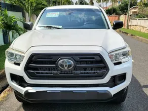 Toyota Tacoma TRD Sport 2018 White
