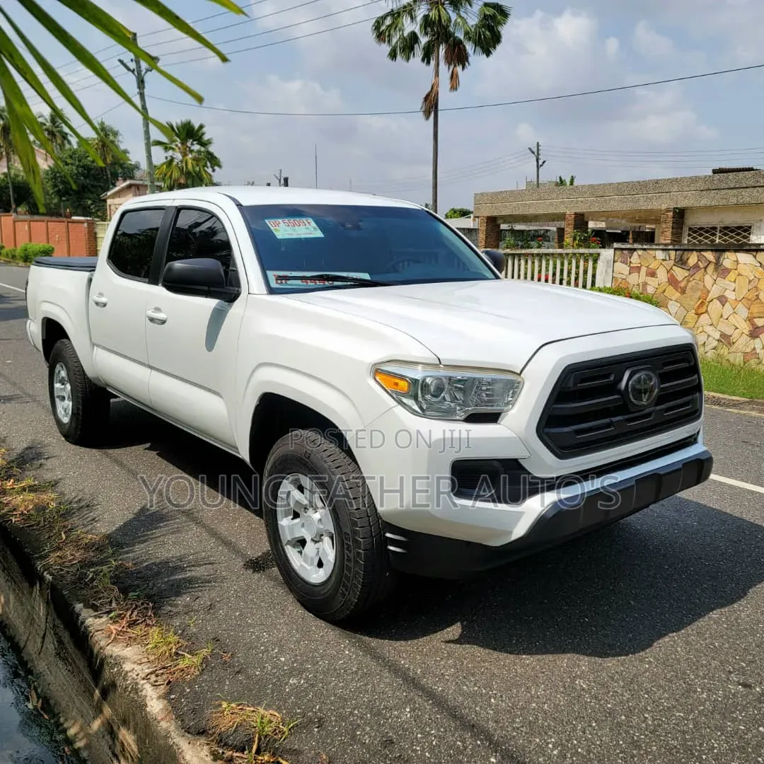 Toyota Tacoma TRD Sport 2018 White