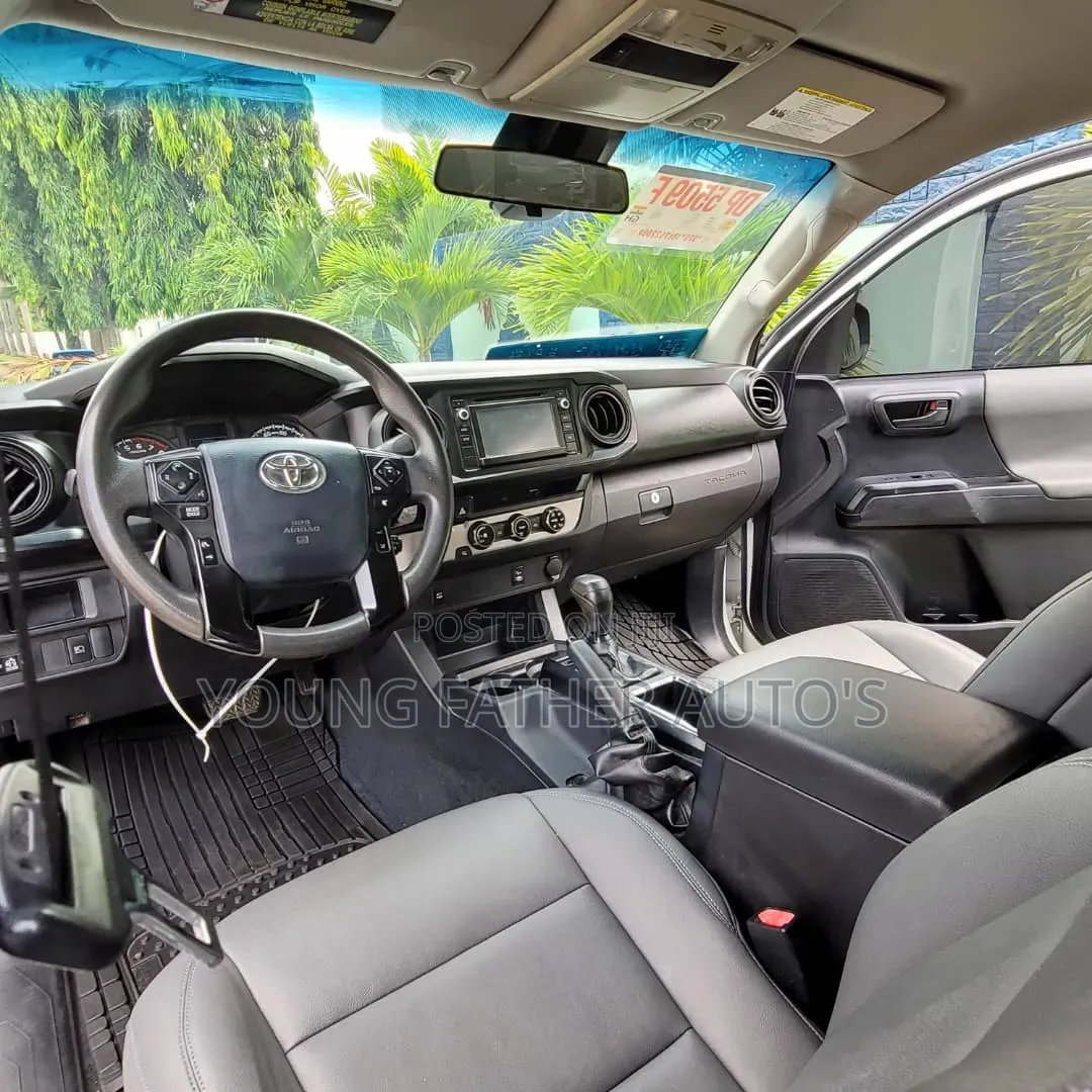 Toyota Tacoma TRD Sport 2018 White