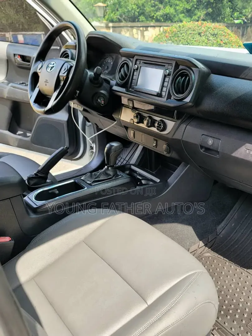 Toyota Tacoma TRD Sport 2018 White