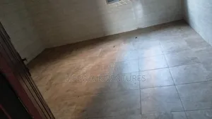 1bdrm Apartment in Madina Zongo for rent
