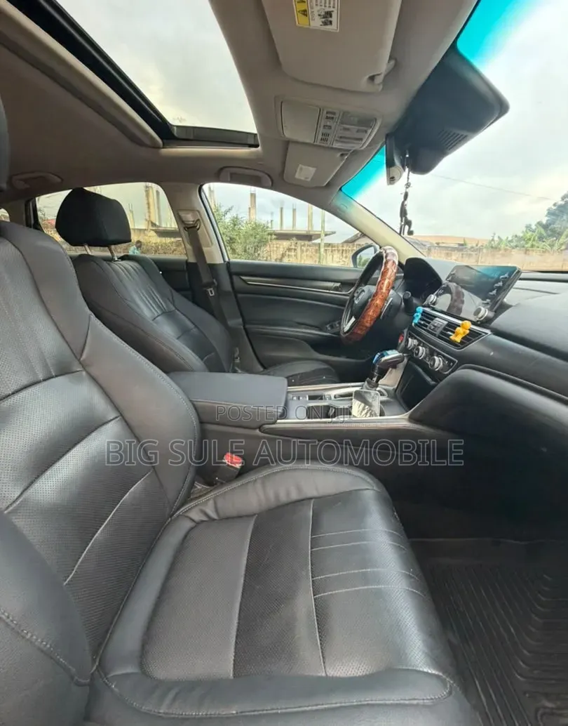 Honda Accord Sport (1.5L 4cyl Turbo CVT) 2019 White