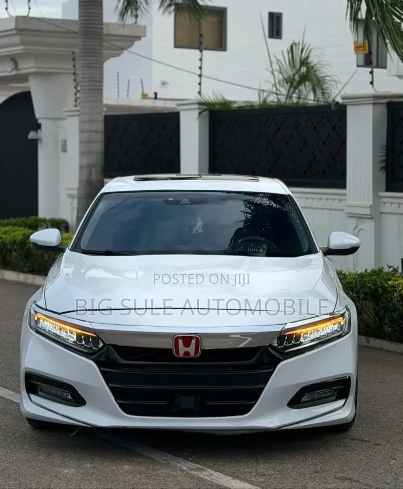 Honda Accord Sport (1.5L 4cyl Turbo CVT) 2019 White