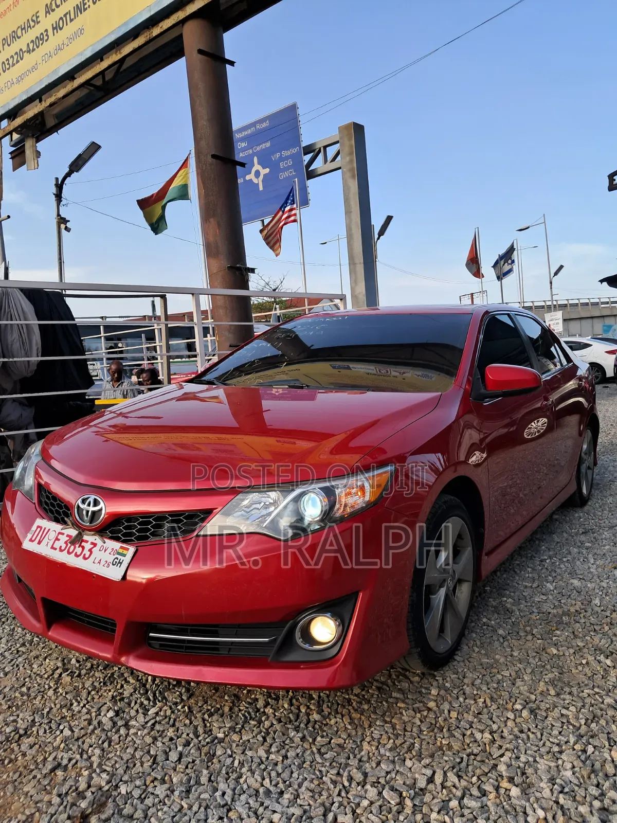 Toyota Camry SE 4dr Sedan (2.5L 4cyl 6A) 2014 Red