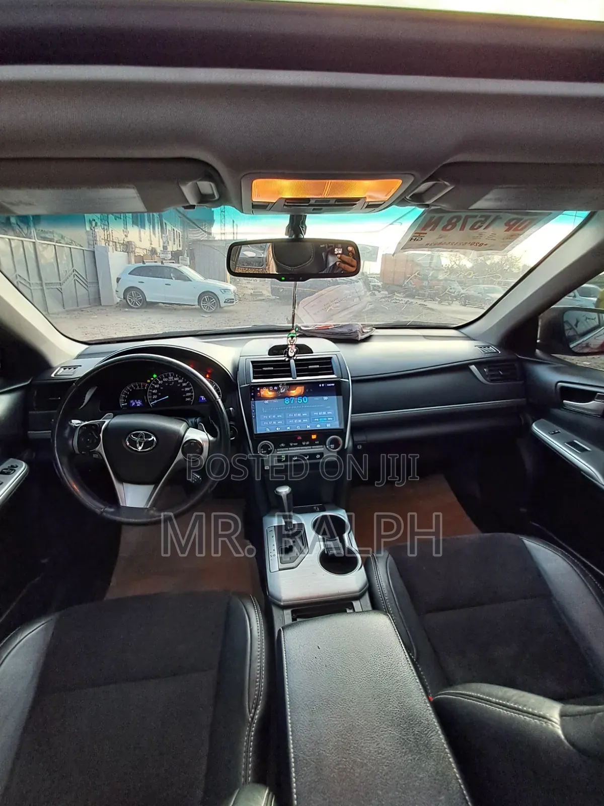 Toyota Camry SE 4dr Sedan (2.5L 4cyl 6A) 2014 Red