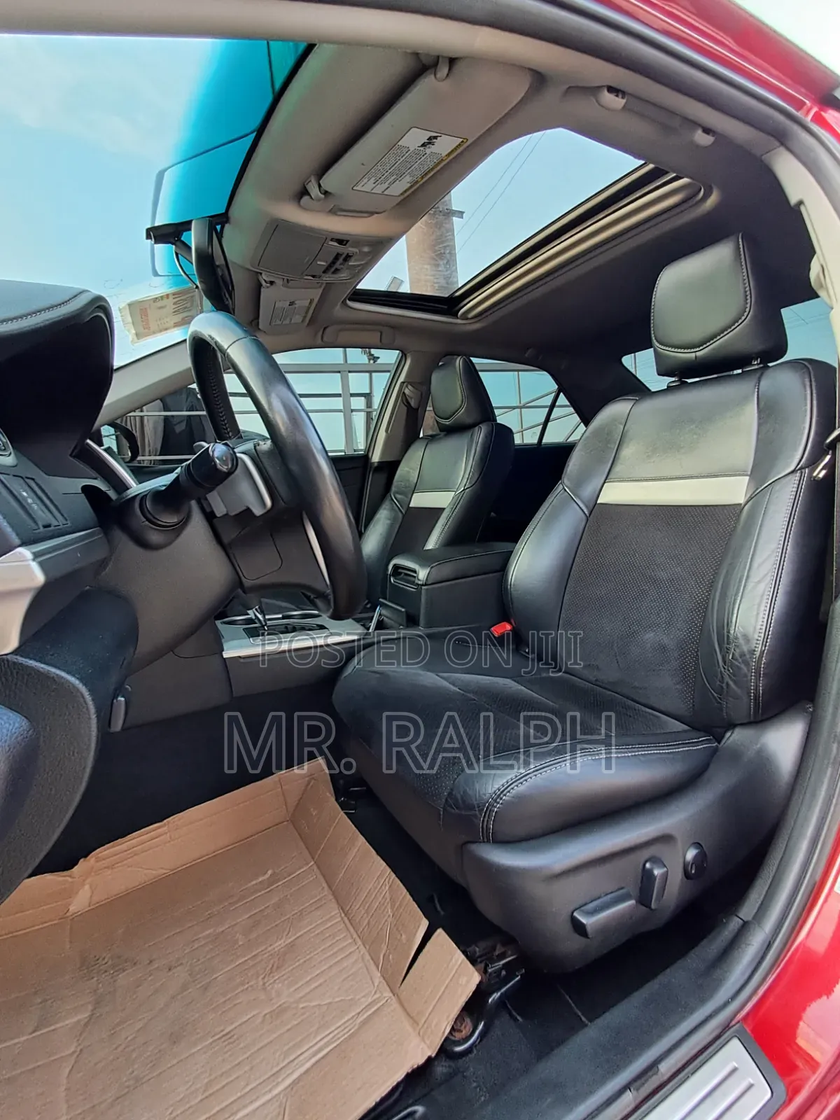 Toyota Camry SE 4dr Sedan (2.5L 4cyl 6A) 2014 Red