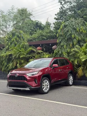 Toyota RAV4 XLE Premium 2022 Burgundy