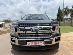 Ford F-150 XLT 4x2 SuperCrew Cab Styleside 6.5 ft. box 157 in. WB 2018