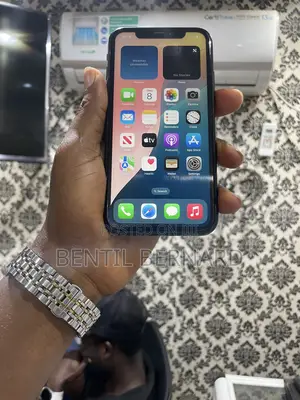 Apple iPhone XR 64 GB Black