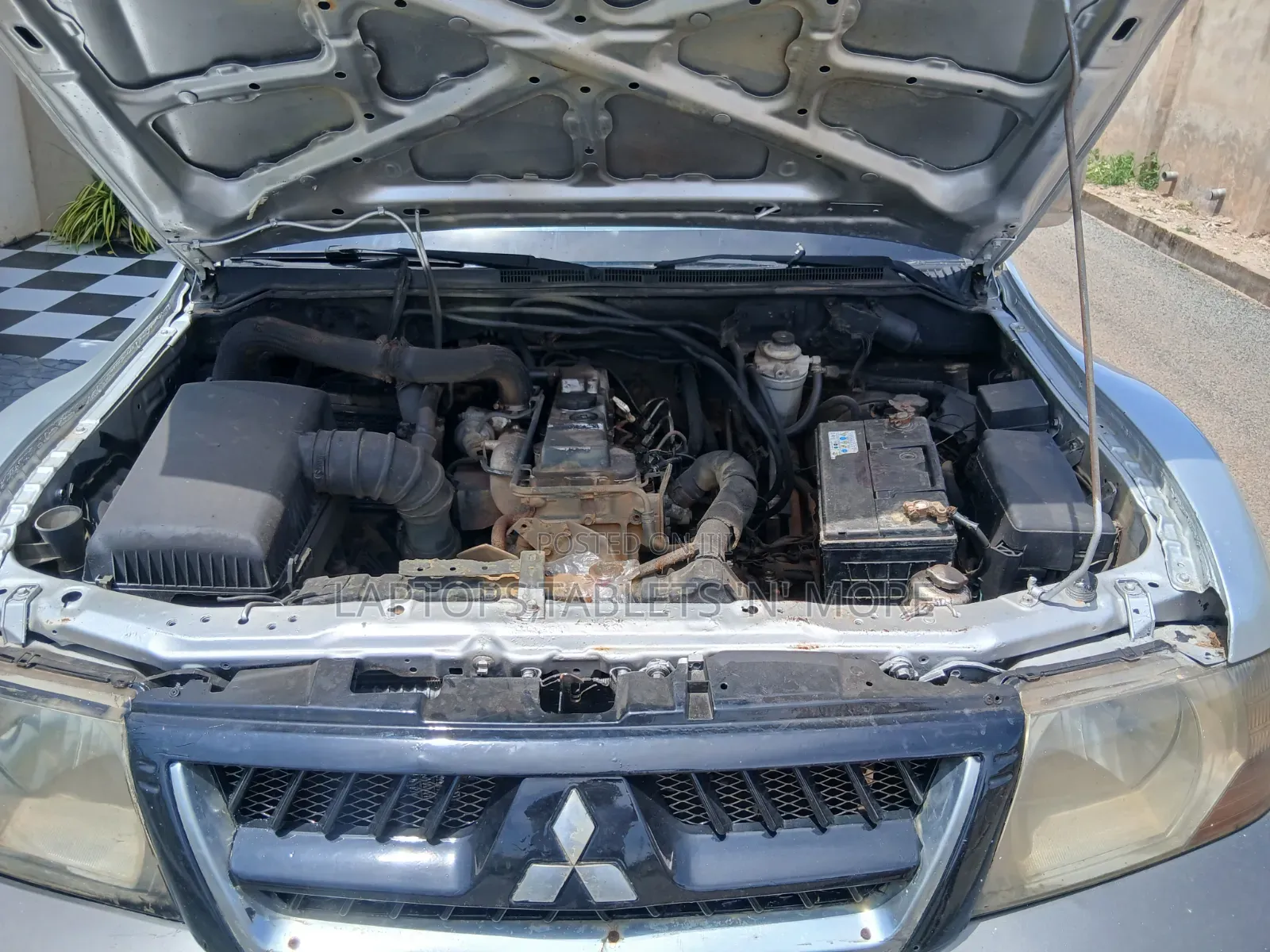 Mitsubishi Pajero 2005 Silver