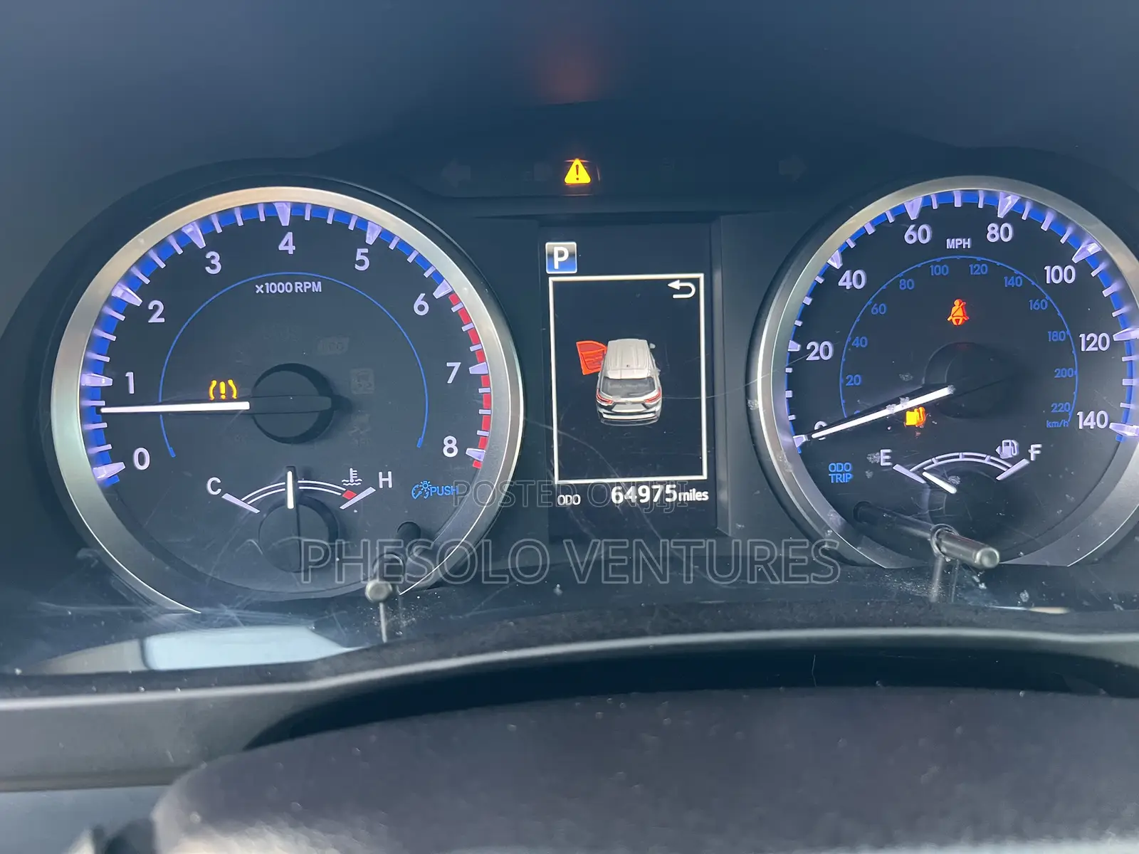 Toyota Highlander LE Plus 2019 White
