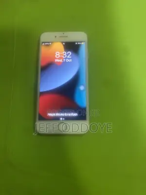 Apple iPhone 7 32 GB Silver