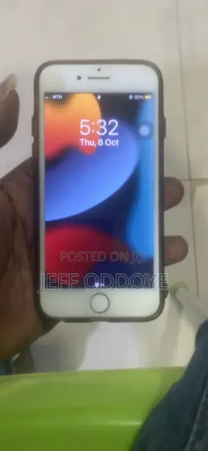 Apple iPhone 7 32 GB Silver