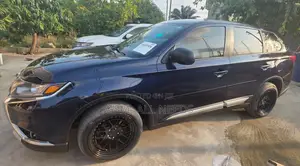Mitsubishi Outlander 2016 Blue
