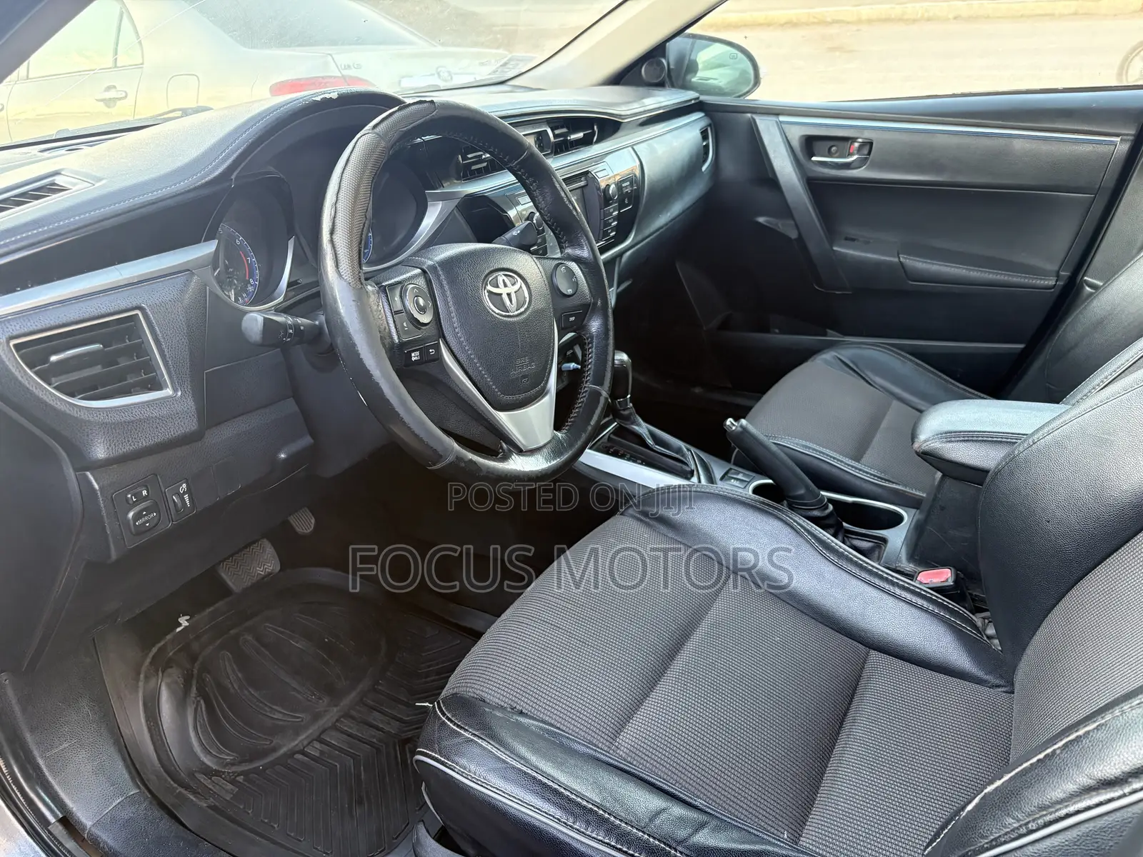 Toyota Corolla S 4dr Sedan (1.8L 4cyl CVT) 2016 Gray