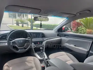 Hyundai Elantra 2017 Red