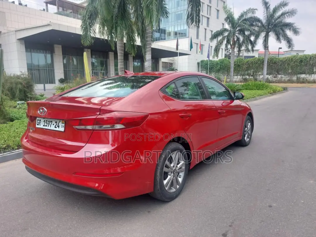 Hyundai Elantra 2017 Red
