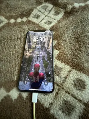 Apple iPhone 11 Pro Max 64 GB Gold