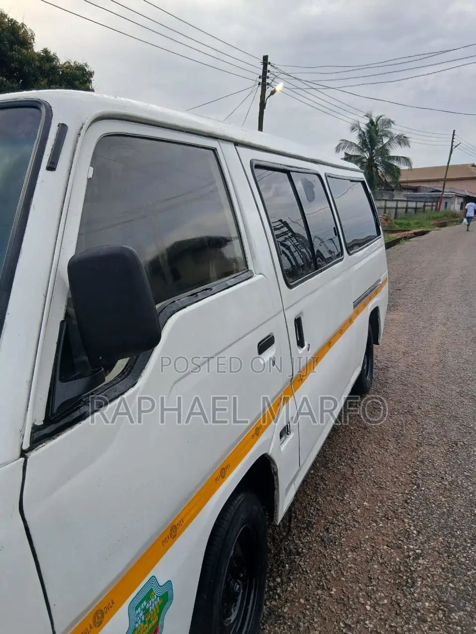 Nissan Caravan 2003 White