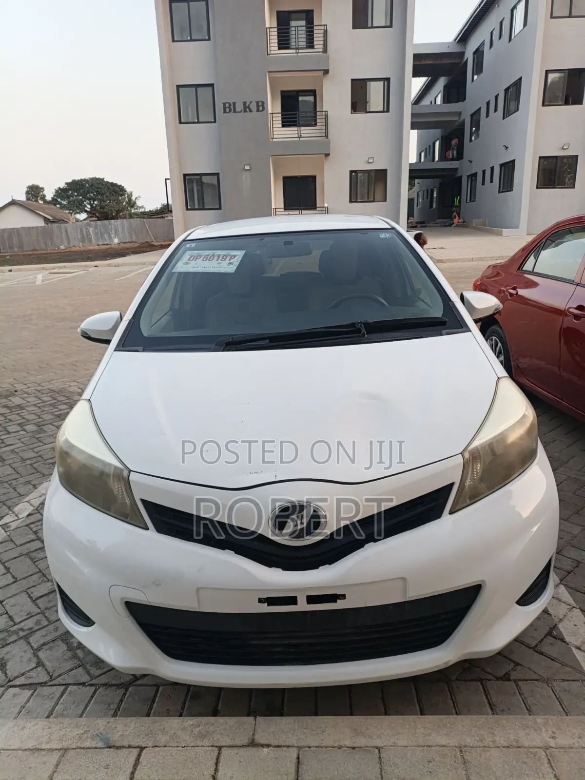 Toyota Vitz 1.3 FWD 5dr 2013 White
