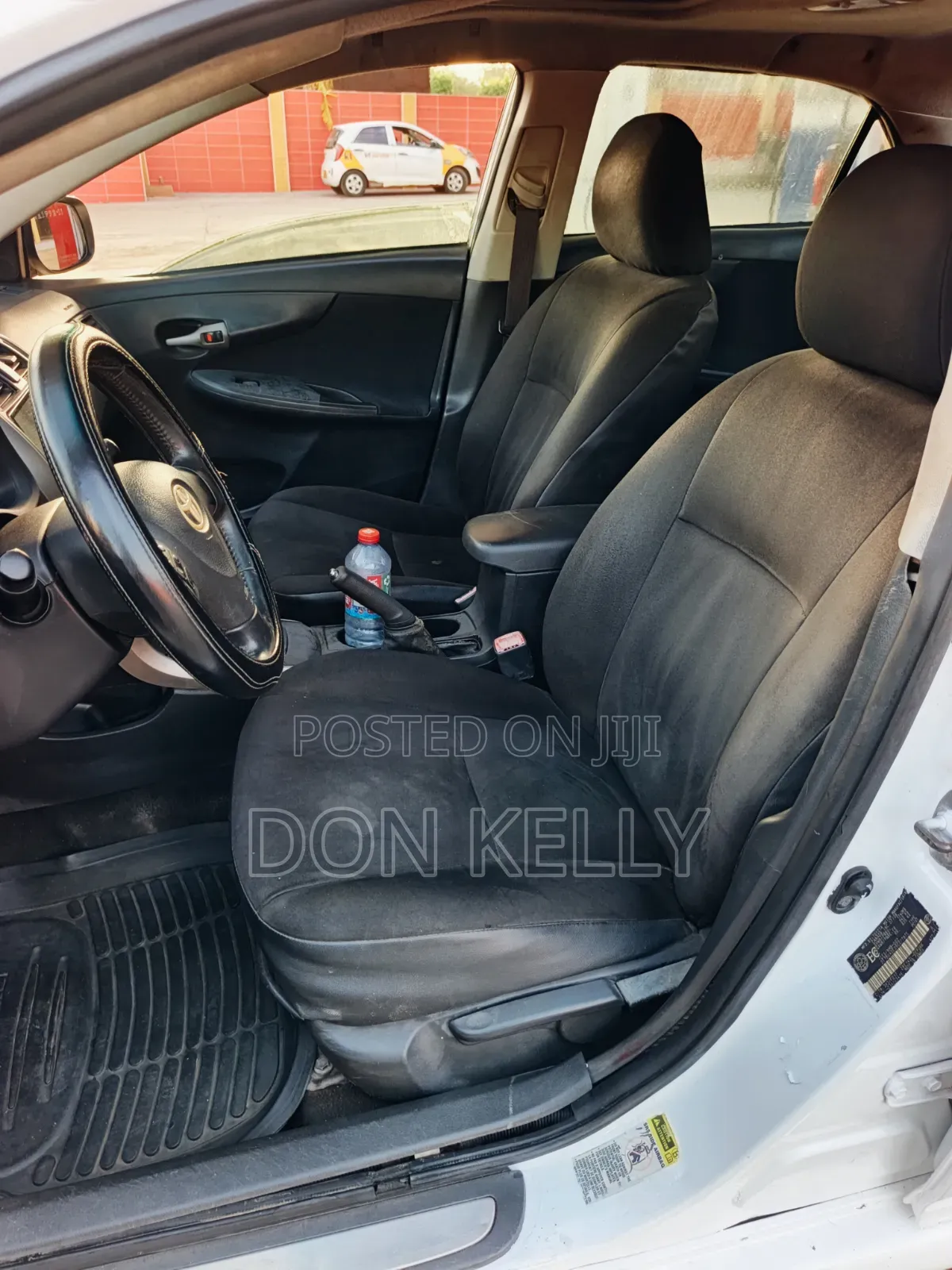 Toyota Corolla 2010 White