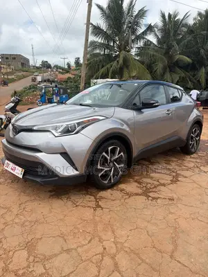 Toyota C-HR LE FWD 2019 Silver