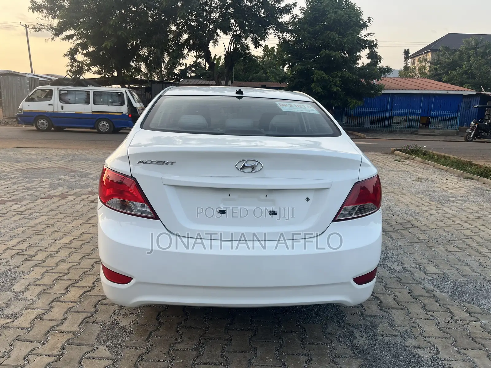Hyundai Accent SE Sedan 2016 White