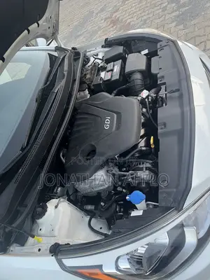 Hyundai Accent SE Sedan 2016 White