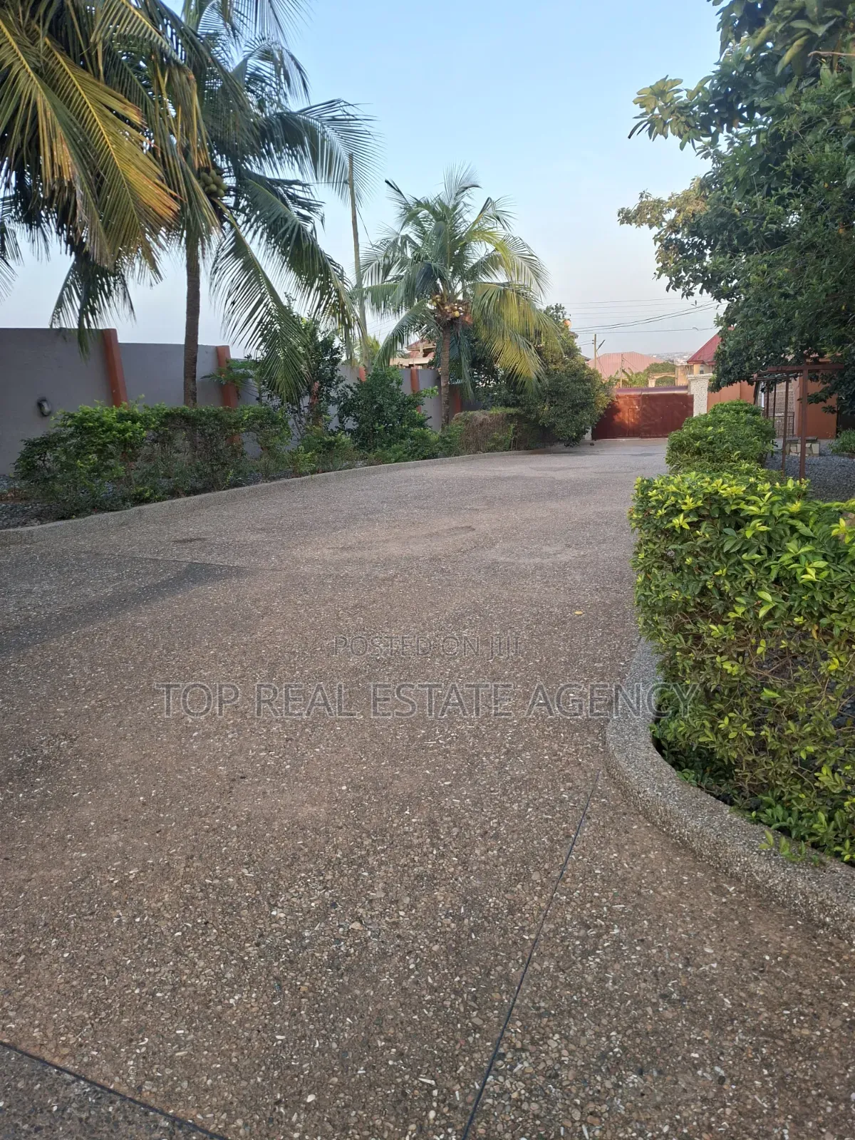 1bdrm Apartment in Kwabenya Oscar, Ga East Municipal for rent