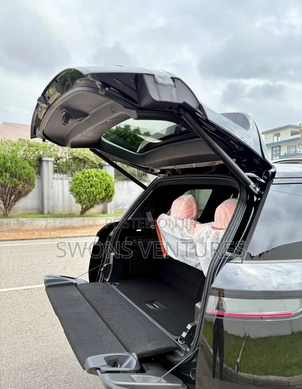 New Li Auto L9 1.5 Hybrid AWD 2025 Black