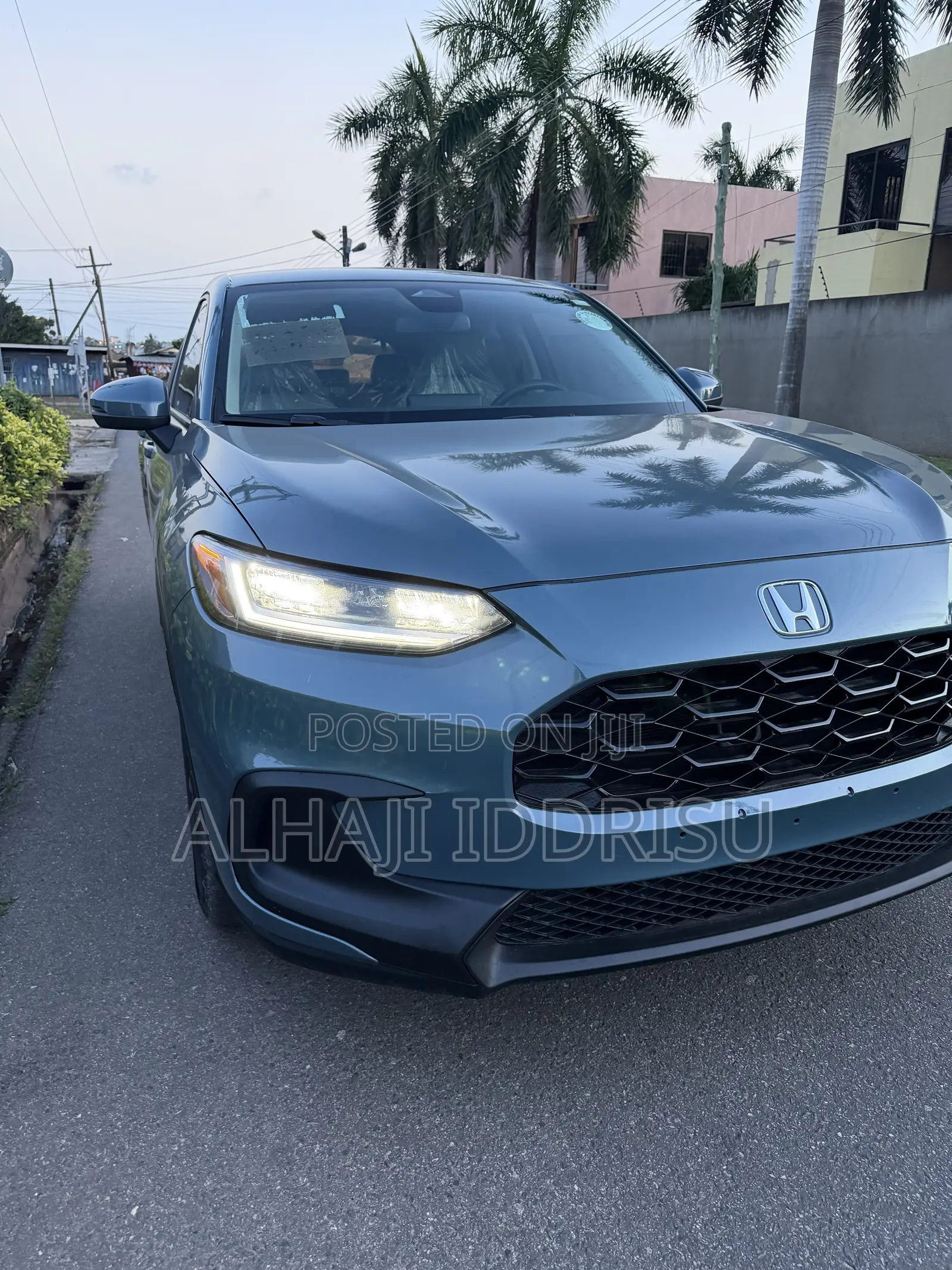 Honda HR-V LX AWD 2026 Gray