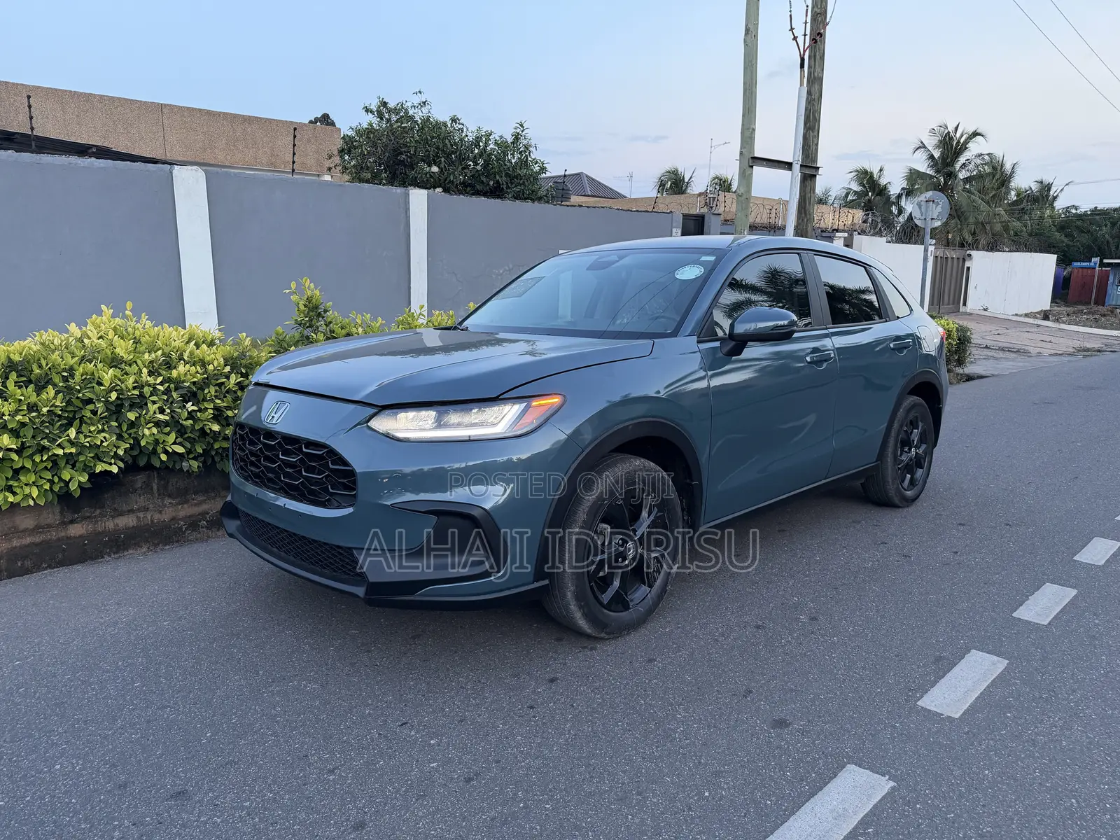 Honda HR-V LX AWD 2026 Gray