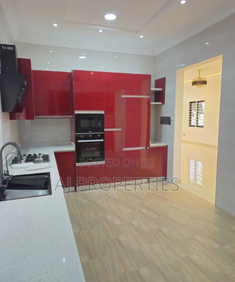 3bdrm House in Aj Property, Oyarifa Mall Area for sale