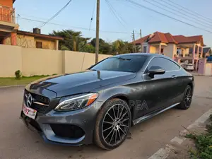 Mercedes-Benz C300 Base 4Matic Sedan AWD (2.0L 4cyl 7A) 2016 Gray