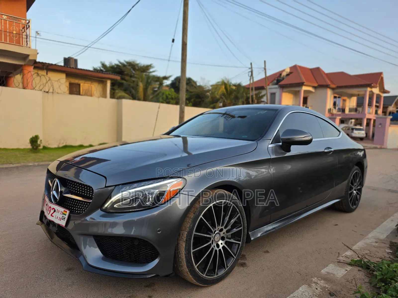 Mercedes-Benz C300 Base 4Matic Sedan AWD (2.0L 4cyl 7A) 2016 Gray
