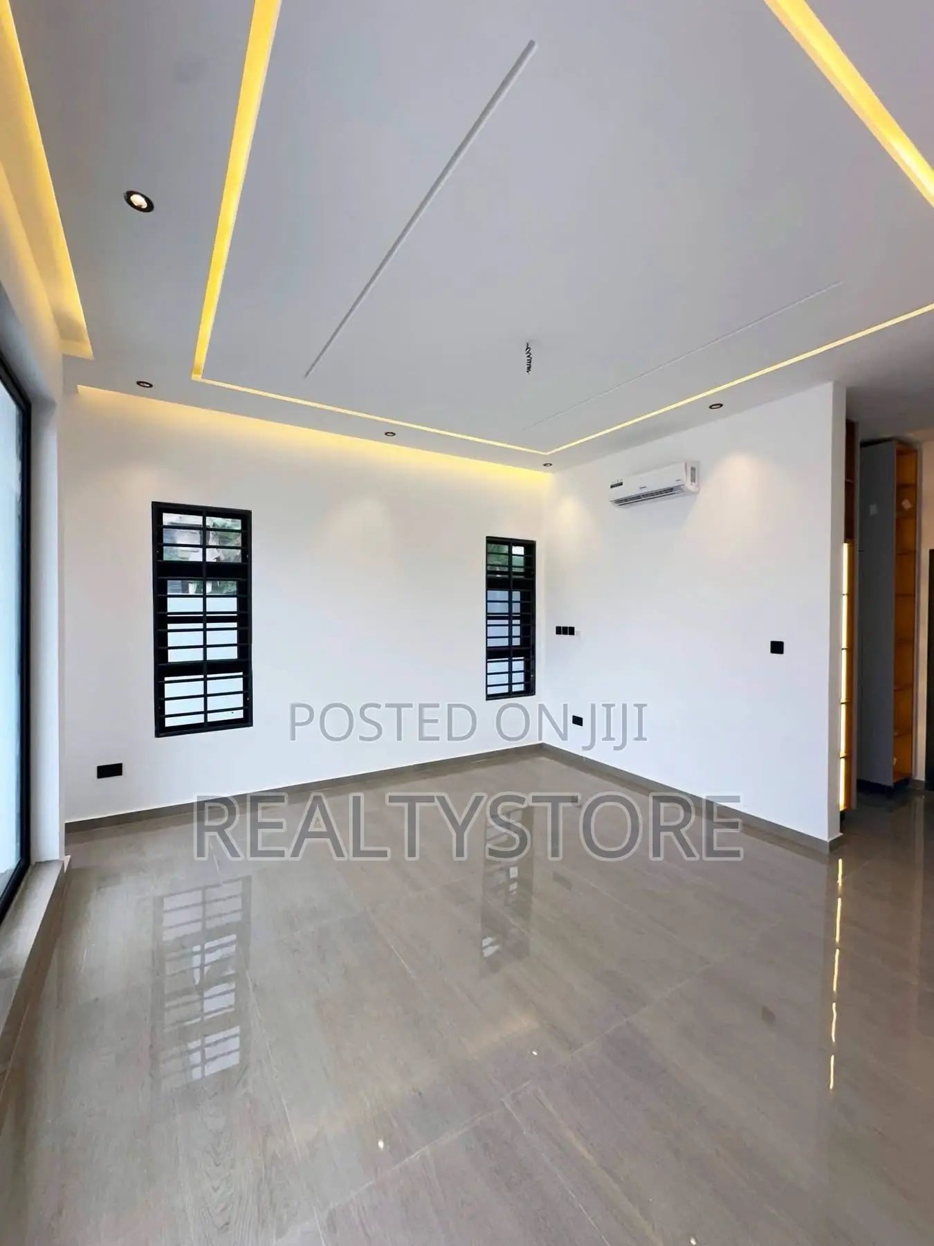 3bdrm House in Lake Side, Accra Metropolitan for sale