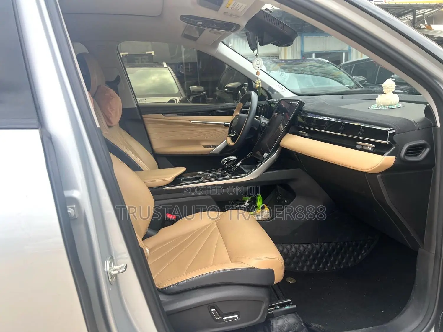 Geely Boyue 2023 Green