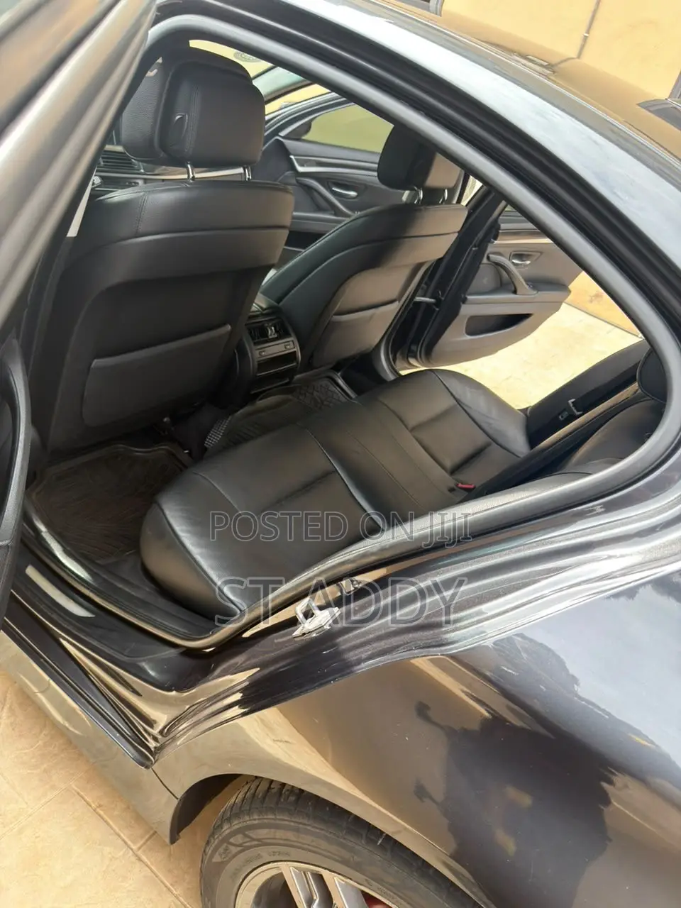 BMW 528i 2011 Gray