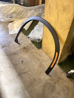 Mitsubishi Outlander 2022-2025 Front Fender Mouldings 2023, 2024, 2025