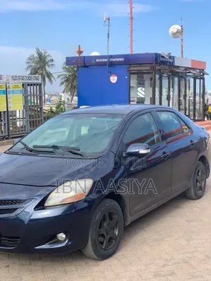 Toyota Yaris 2010 Blue