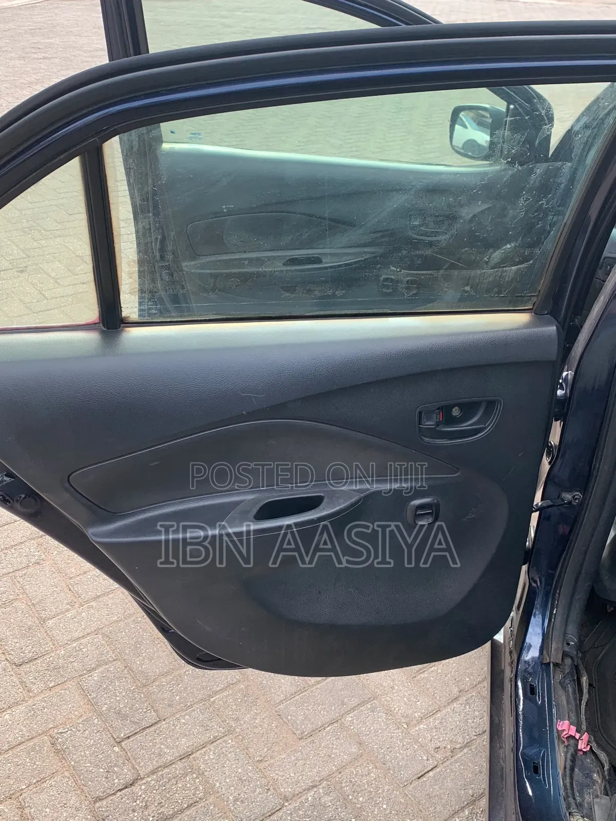 Toyota Yaris 2010 Blue