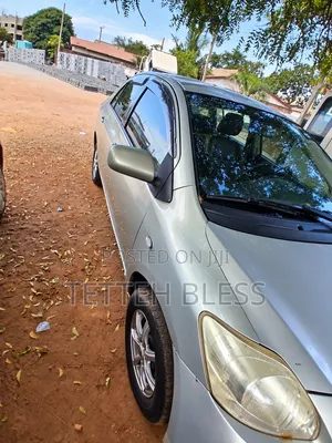 Toyota Belta 2006 Silver