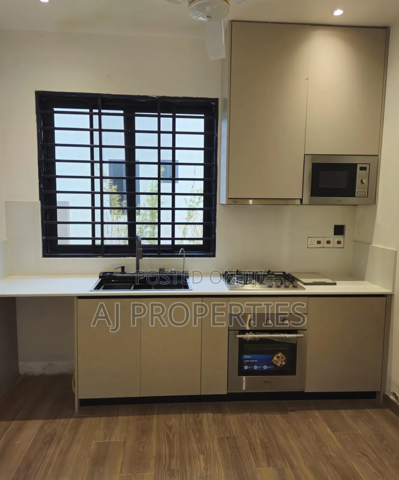 3bdrm House in Aj Properties, Frafraha for sale