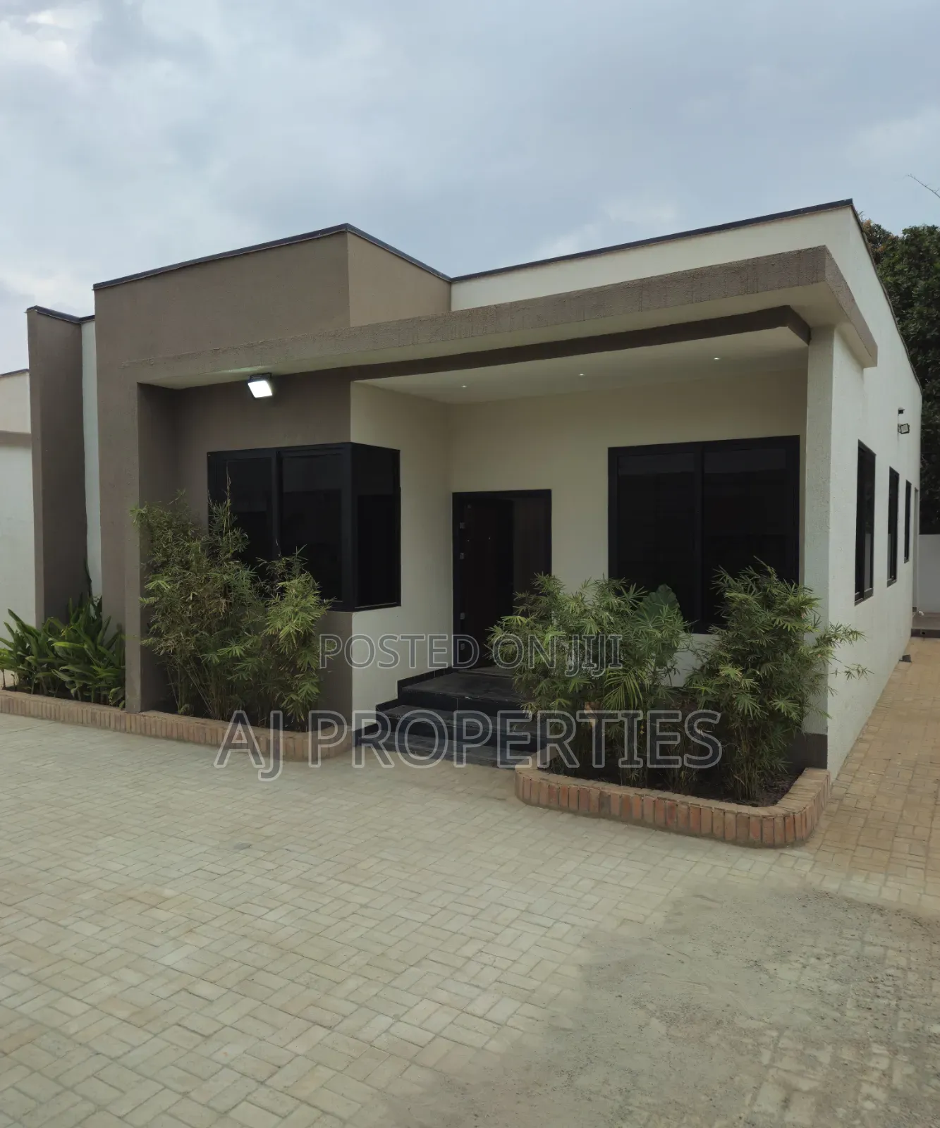 3bdrm House in Aj Properties, Frafraha for sale