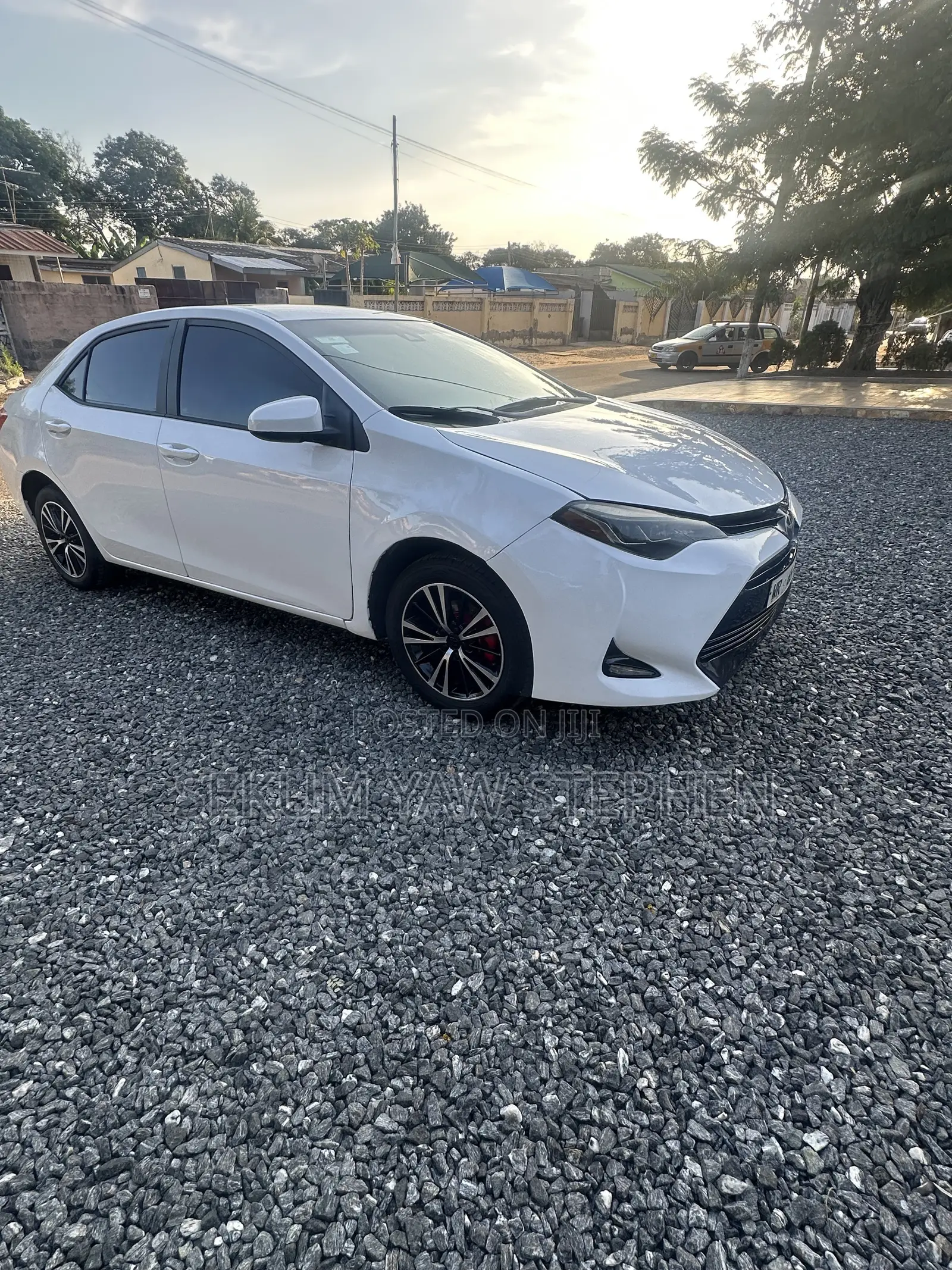 Toyota Corolla 2018 White