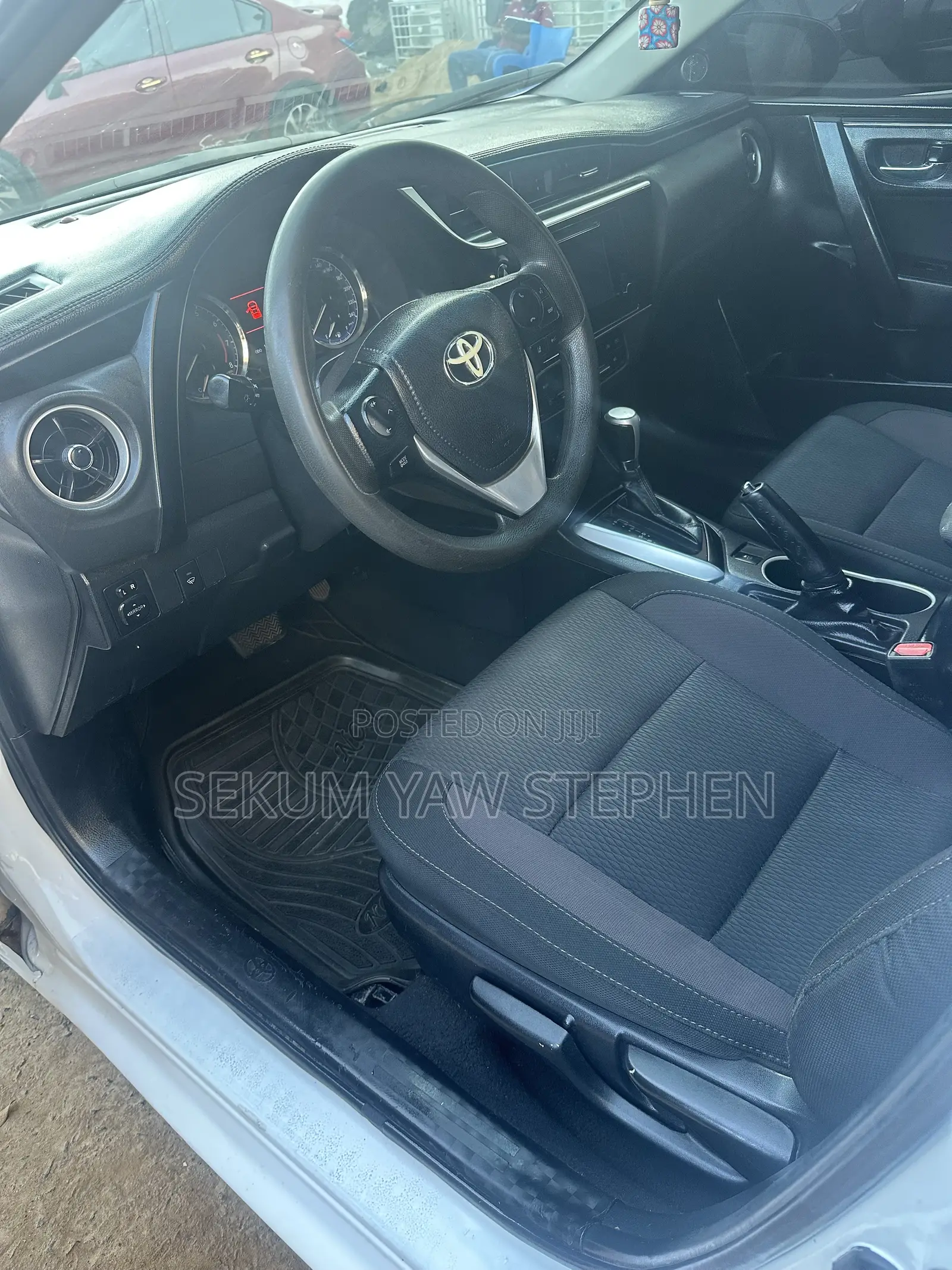 Toyota Corolla 2018 White