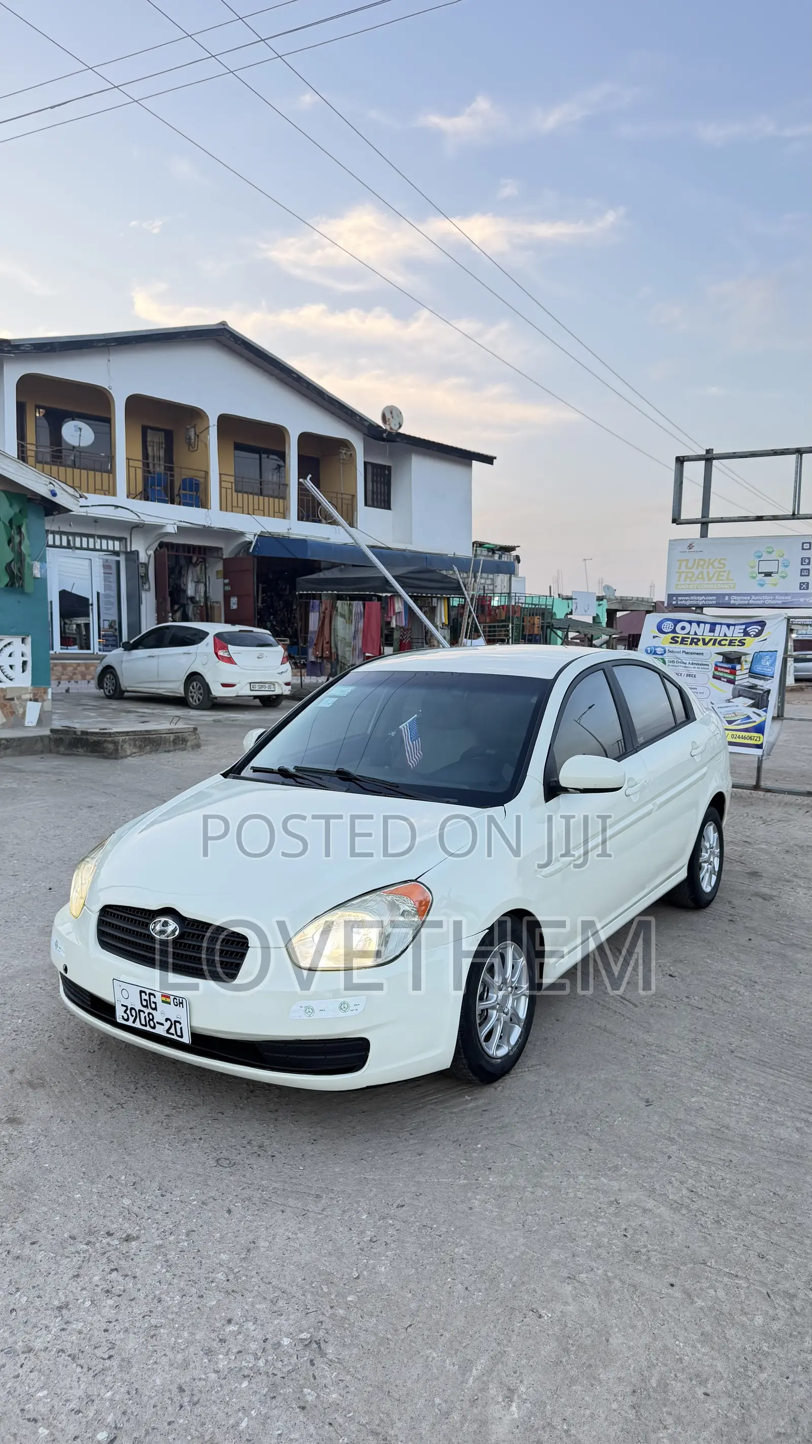 Hyundai Accent 2010 Off white