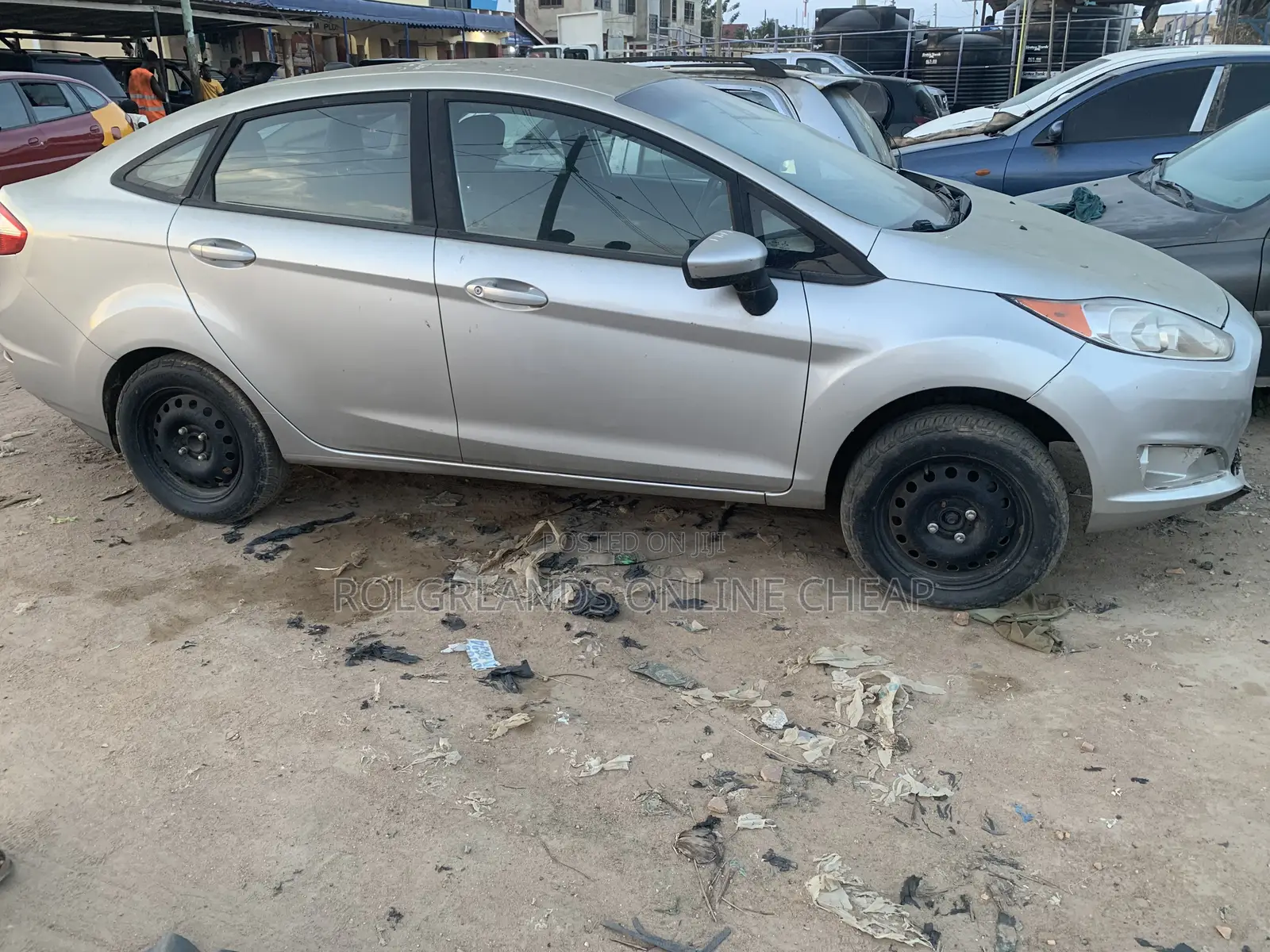 Ford Fiesta SE 4dr Sedan (1.6L 4cyl 5M) 2015 Silver