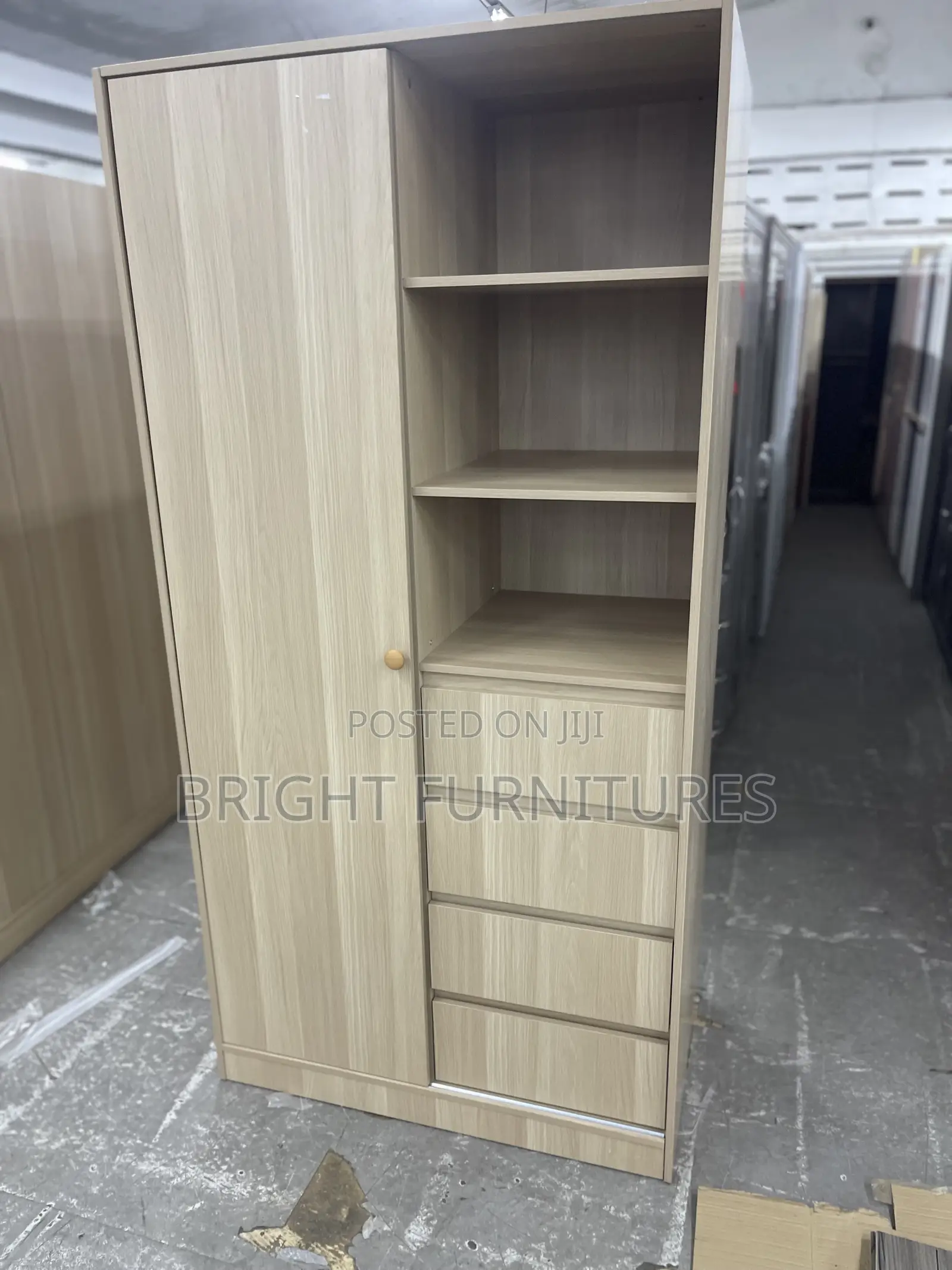 High Quality Wooden Wardrobe